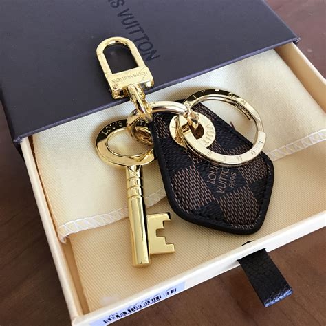 lv keychain bag